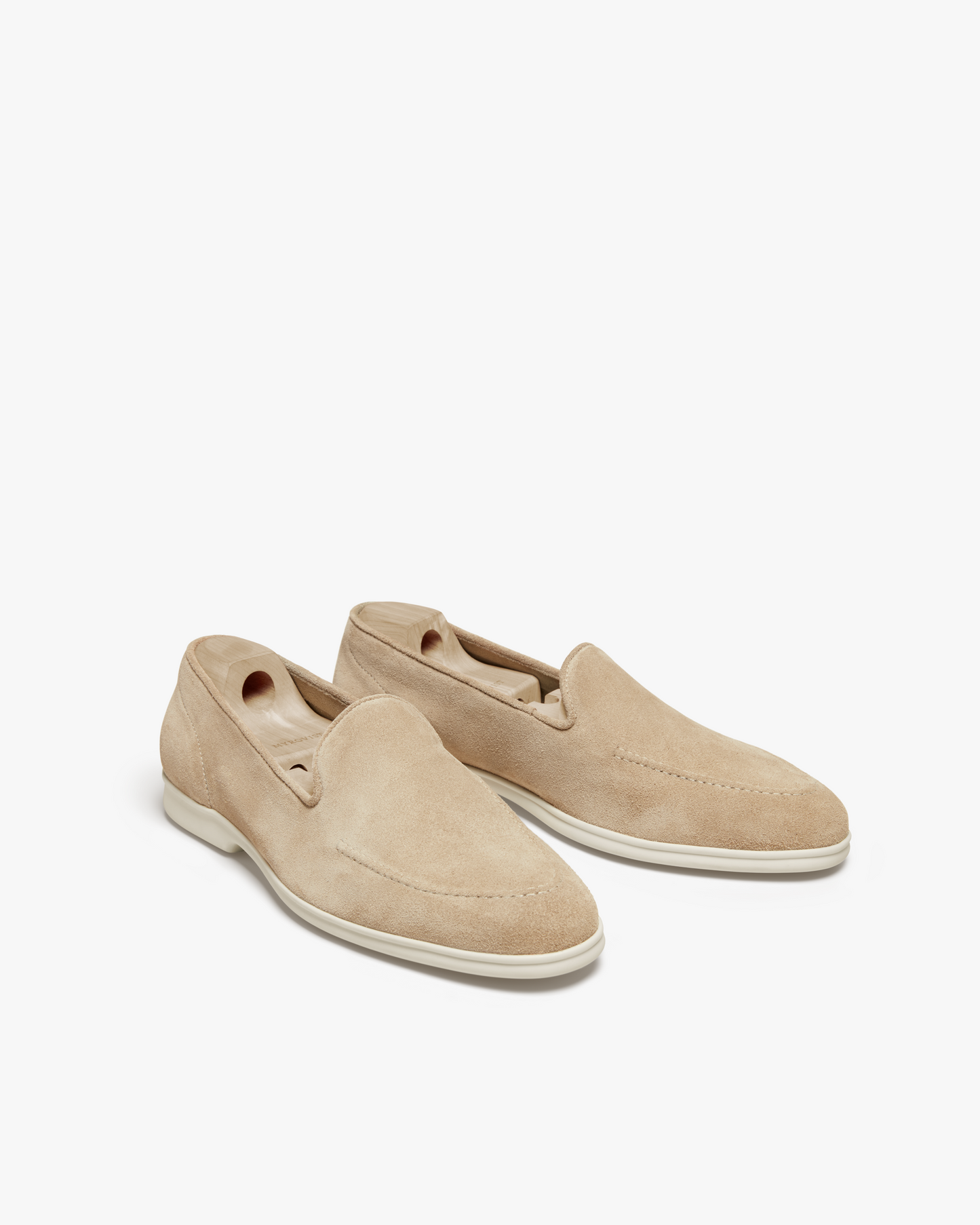 Brännö II – Sand Suede